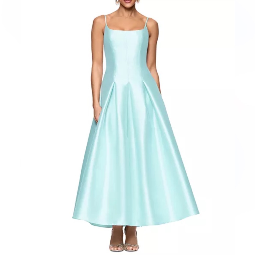 Aqua Blue Evening Gown from Bloomingdales size 4